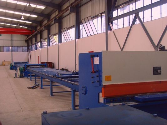 De norm sneed aan lengtelijn, de warmgewalste machine van de vloeistaal lichte pool voor 6m 8m 14m