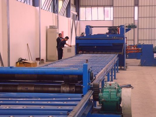 De norm sneed aan lengtelijn, de warmgewalste machine van de vloeistaal lichte pool voor 6m 8m 14m