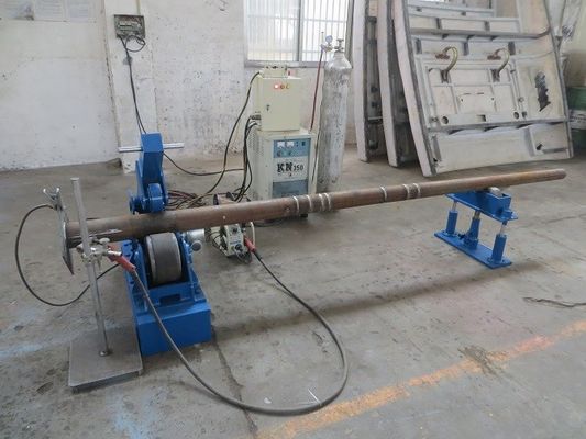 Automatische basisplaat lassen machine voor kegelvormige lichtpool, hoge mast, monopool