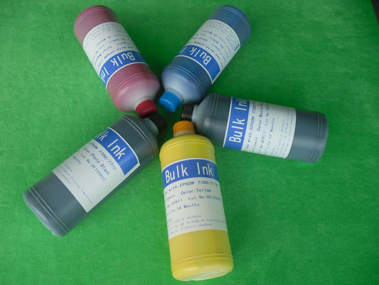 Het Compatibele Epson-Brede Formaat op basis van water van de Pigmentinkt in de Kleuren van C M Y PBK