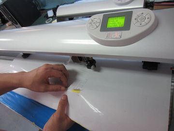 de vinylplotter van de tekensnijder met laserpunt voor de overdrukplaatjes van de douane vinylauto/sticker